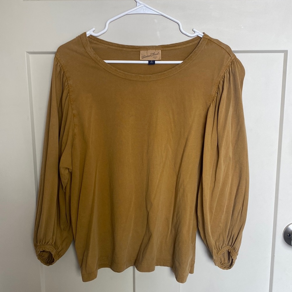 Gold/brown long sleeve blouse